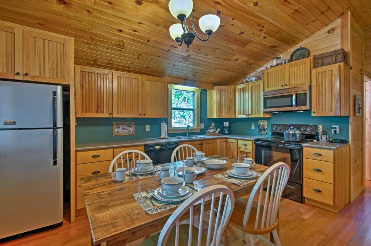 Bryson City Cabin With Fire Pit On Coopers Creek! Exteriör bild