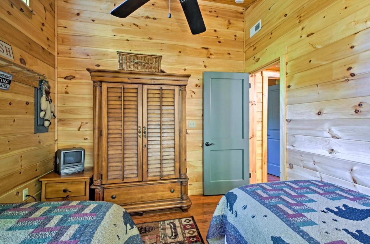 Bryson City Cabin With Fire Pit On Coopers Creek! Exteriör bild